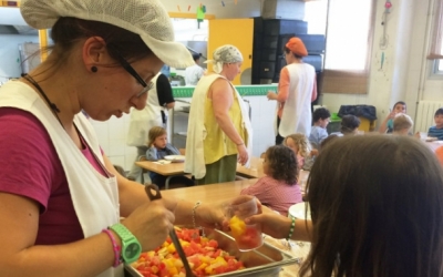 L'Ajuntament dedica 427.000 euros a les beques menjador